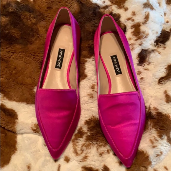 Nine West Shoes - Nine West size 7 magenta flats